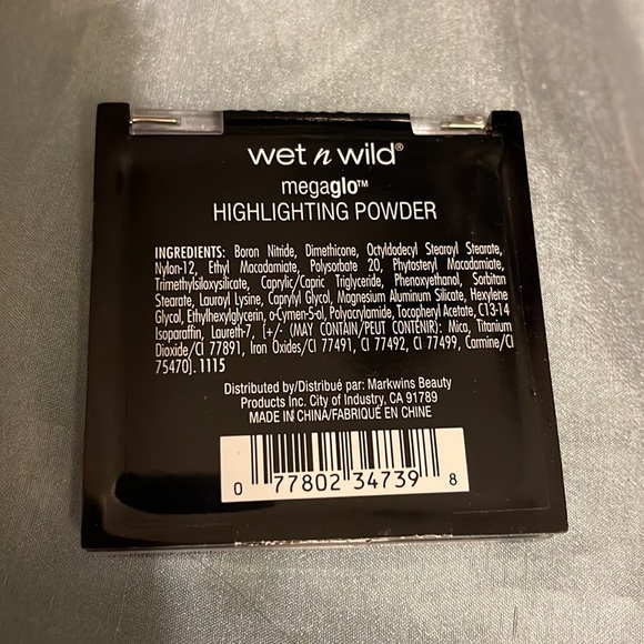 Trio of Elf and Wet 'n' Wild - Picture 10 of 10